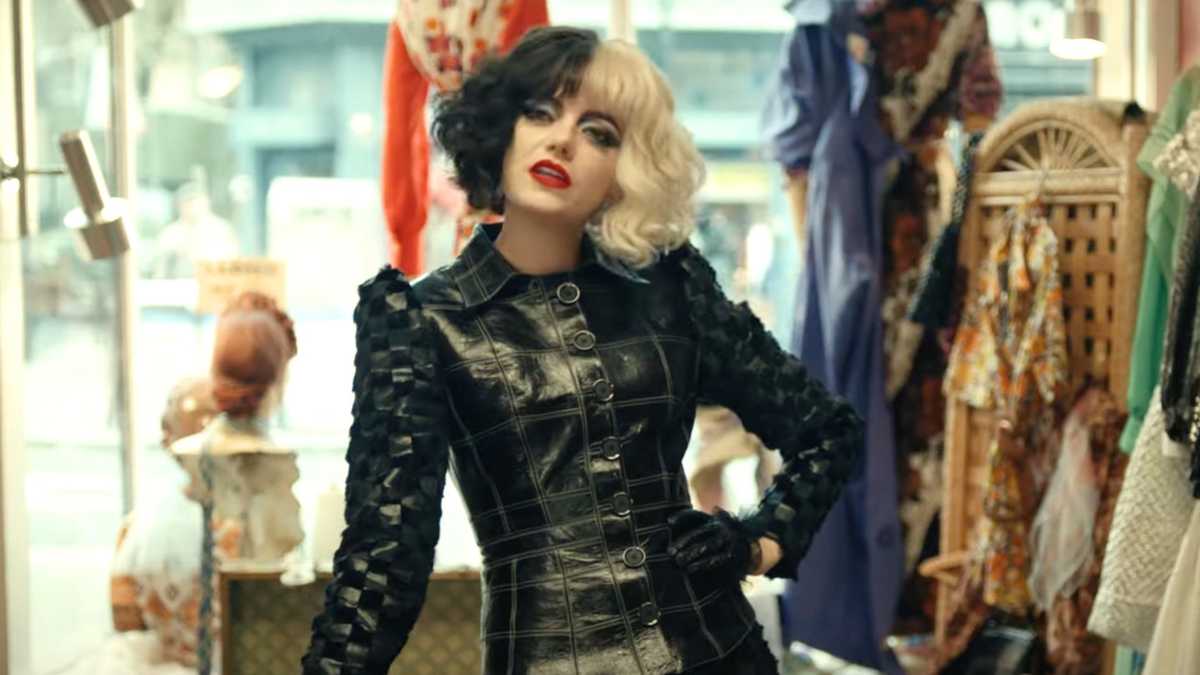 La diseñadora de la cinta 'Cruella' habla del estilo de la villana: "Da una sensación de empoderamiento"