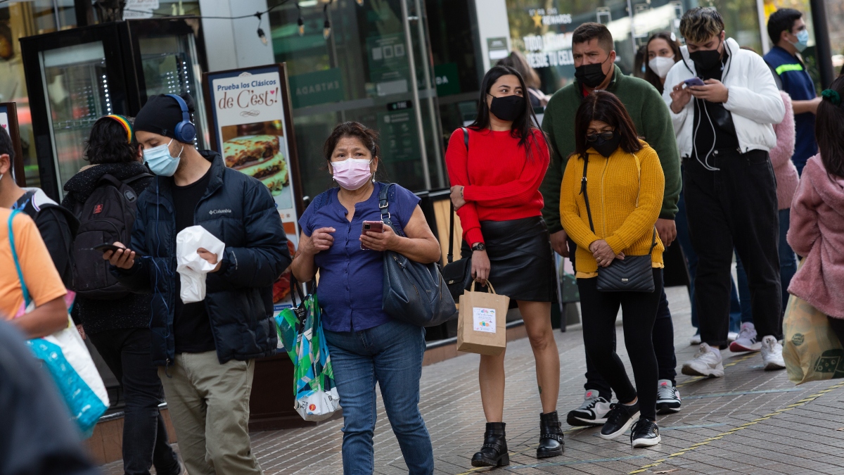 Plan Paso a Paso: Comuna de Santiago avanza a Fase 2