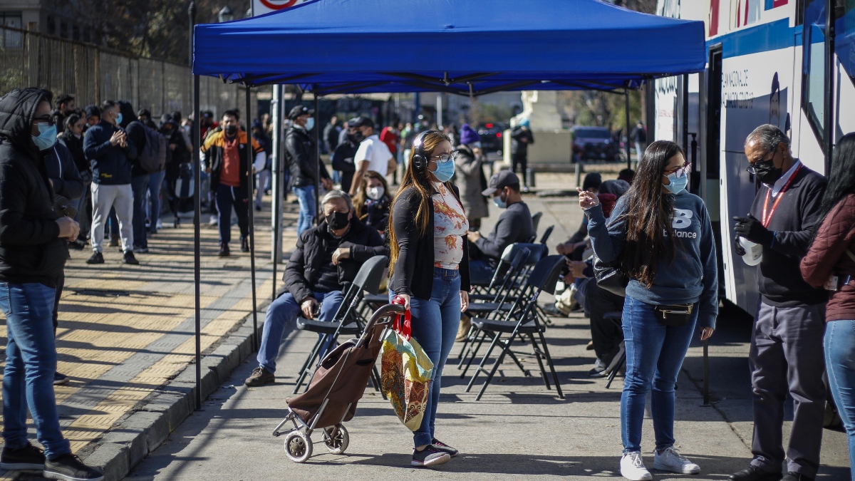 Plan Paso a Paso: 5 comunas salen de cuarentena