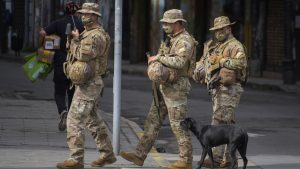 Plan Paso a Paso: Lo Barnechea, Curacaví y otras 17 comunas a cuarentena