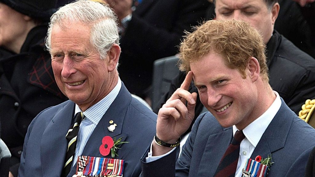 Príncipe Harry Y Carlos