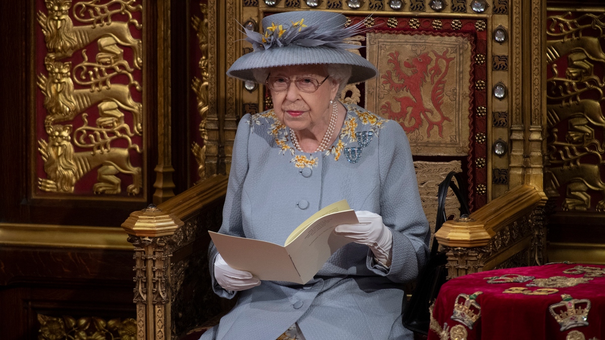 ¡Estos son algunos privilegios que goza la reina Isabel II solo por ser la monarca!