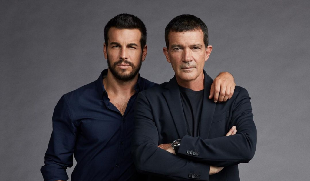Antonio Banderas Y Mario Casas Nuevo Perfume