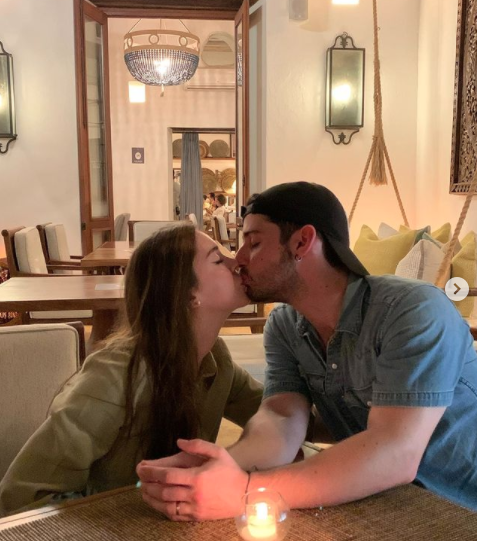 Caro Mestrovic Y John Freudman