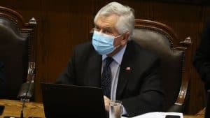 Variante Delta en Chile: Ministro Paris confirma que esperan resultado de examen por sospecha