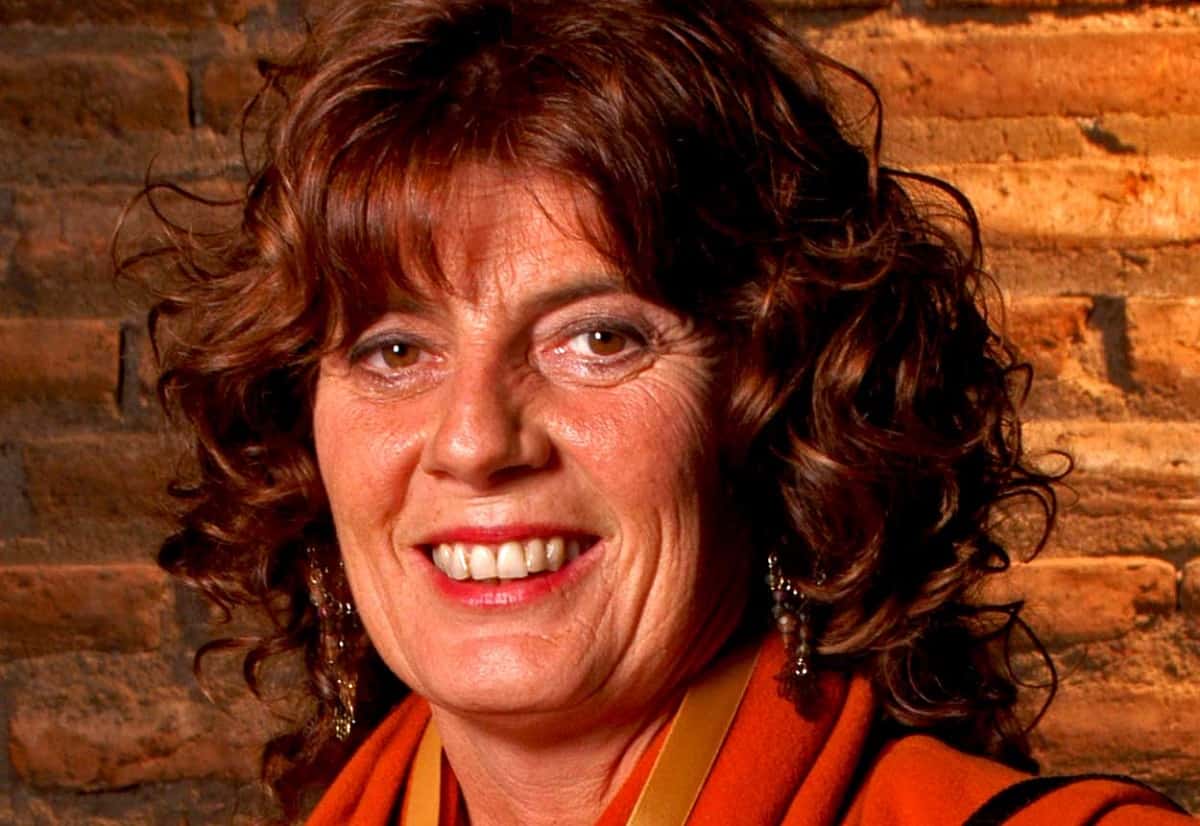 Consuelo Holzapfel sorprende con un moderno cambio de look