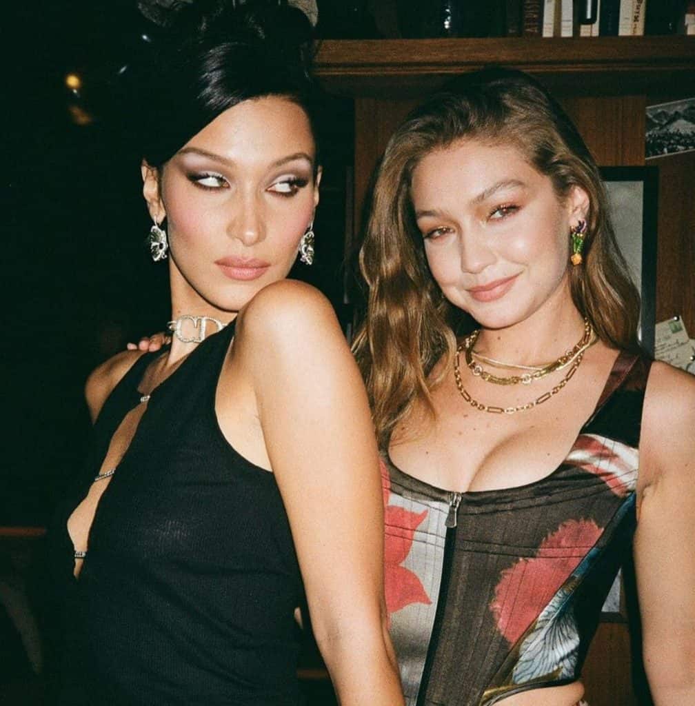 Gigi Y Bella Hadid