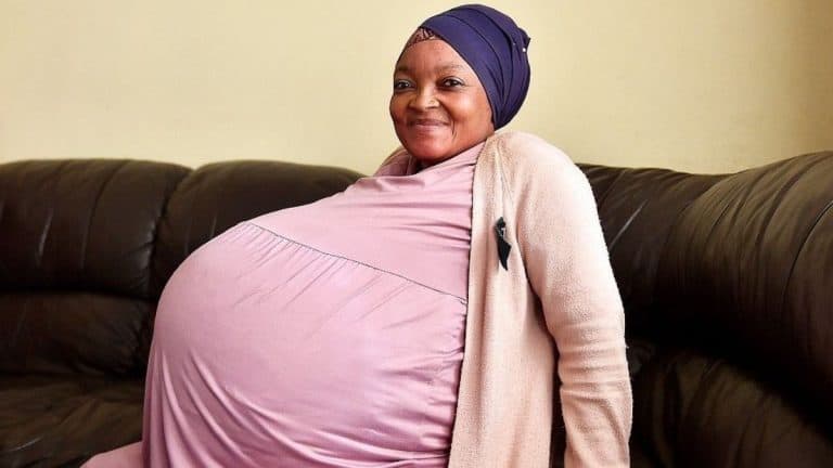 ¡Era Mentira! Mujer Sudafricana Fingió Estar Embarazada De 10 Bebés 
