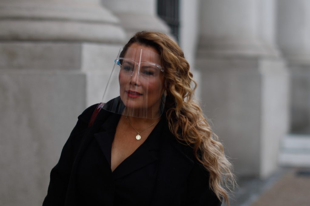 Cathy Barriga Se Retira Del Palacio De Gobierno