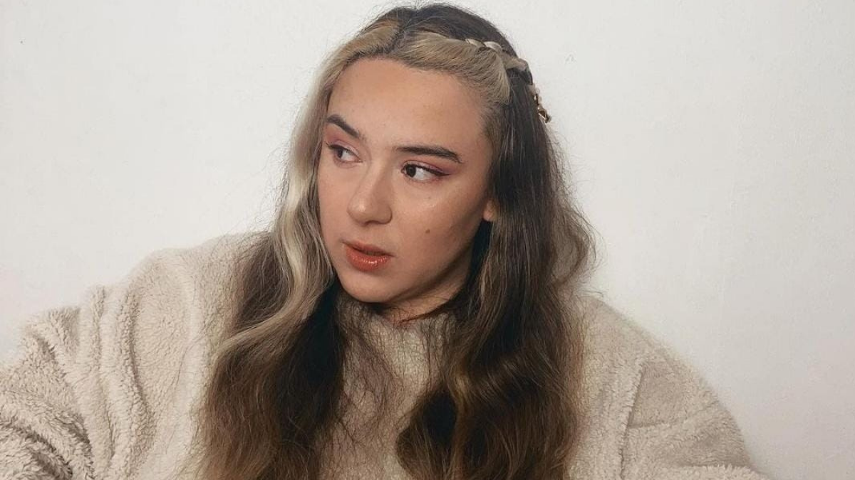 Christell: La artista que no deja de sorprender ¡Ahora también maquilla!