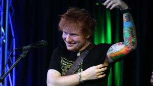 Tatuador de Ed Sheeran: "Los tatuajes que él elige no son bonitos"