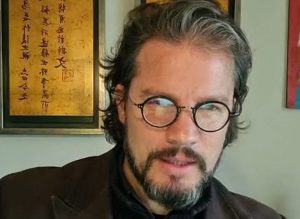 Predicciones del Doctor File, para el nuevo año indican que “Personas cuadradas van a sufrir”