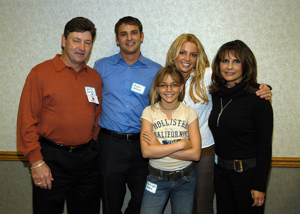 Britney Spears And Family Team Up With Summit Hospital For Cancer Awarness Fair Sunday In Baton Rouge