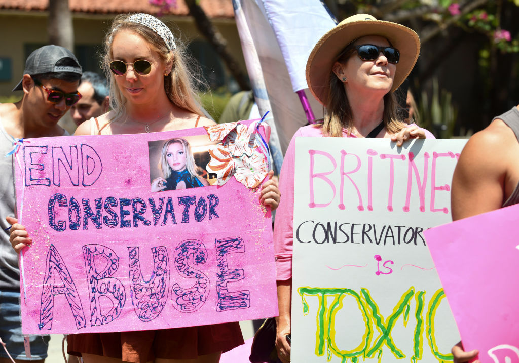 #FreeBritney March In West Hollywood, CA