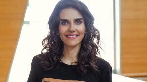 María Luisa Godoy derrite las redes con video de su hijo gateando