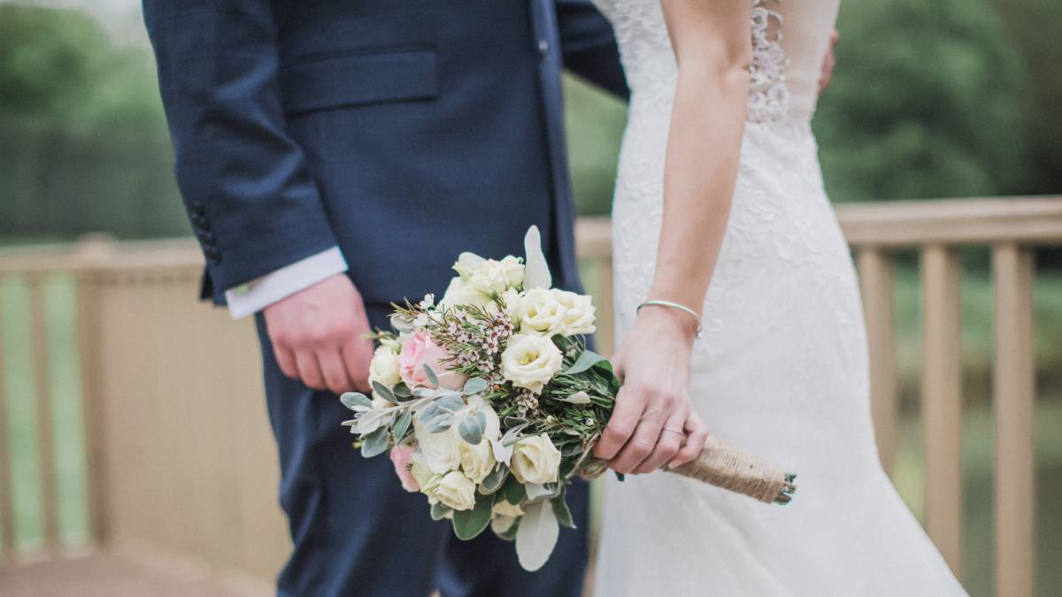 Novio muere frente a su prometida momentos antes de casarse