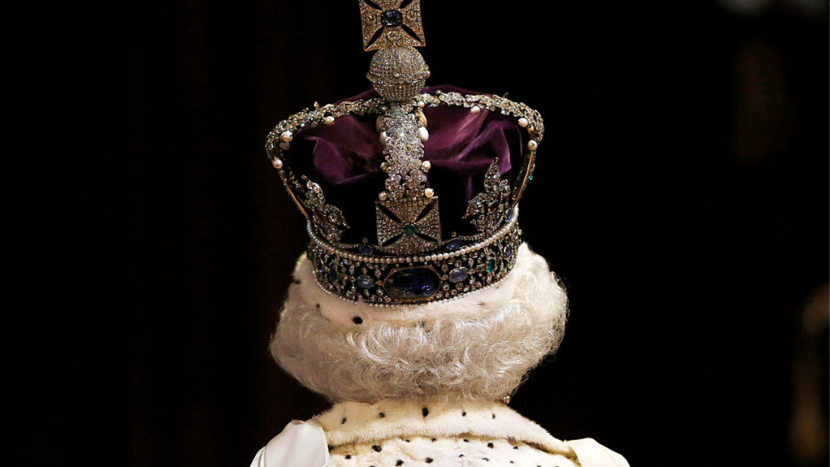 Las estrictas reglas de la Familia Real Británica: No selfies, no redes sociales