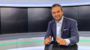 Rodrigo Sepúlveda vivió divertido momento en pleno noticiero
