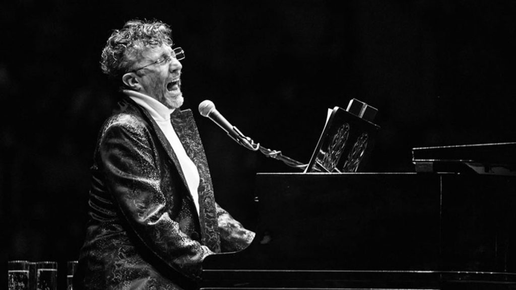 Fito Páez cantó tema de Elvis Costello