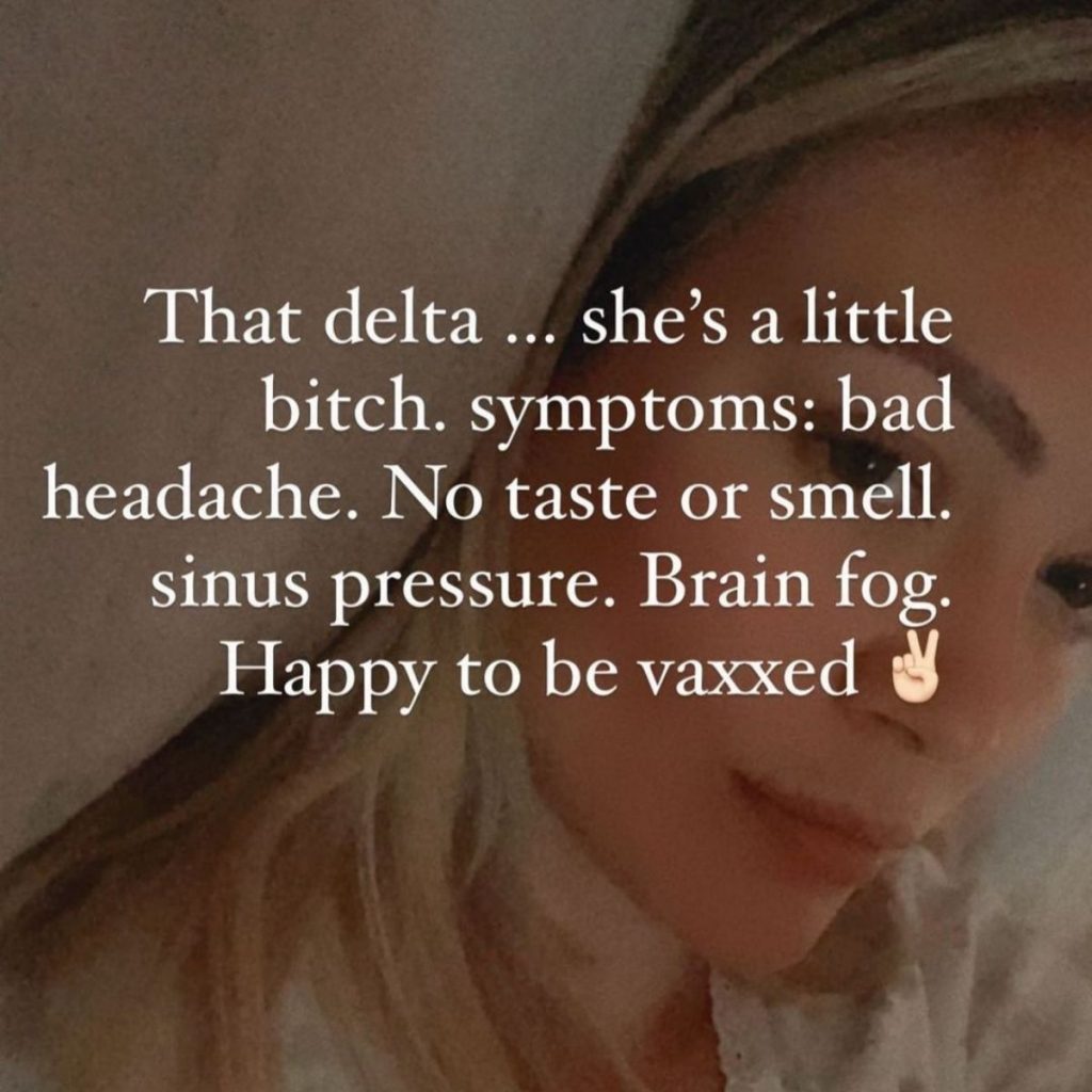 Hilary Duff Con Delta