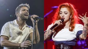 ¡Admiración total! Las flores de Pablo Alborán para Mon Laferte