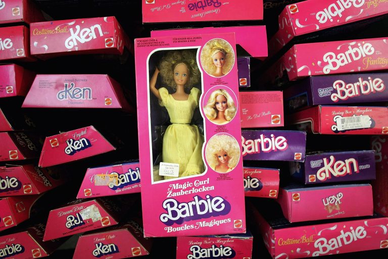 Barbie muñeca científica