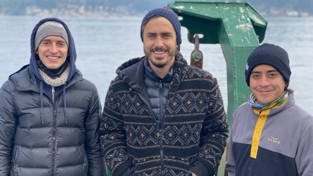 Nicolas Oyarzun Amar Profundo