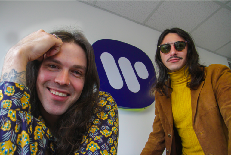 Camilo y Abel Zicavo se unen en nuevo proyecto musical: 'Plumas'