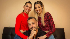 "Somos un trío y nos amamos": Relación poliamorosa argentina se hace viral