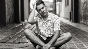 Ariel Mateluna arremetió contra las teleseries chilenas "siempre me llaman para hacer de flaite"