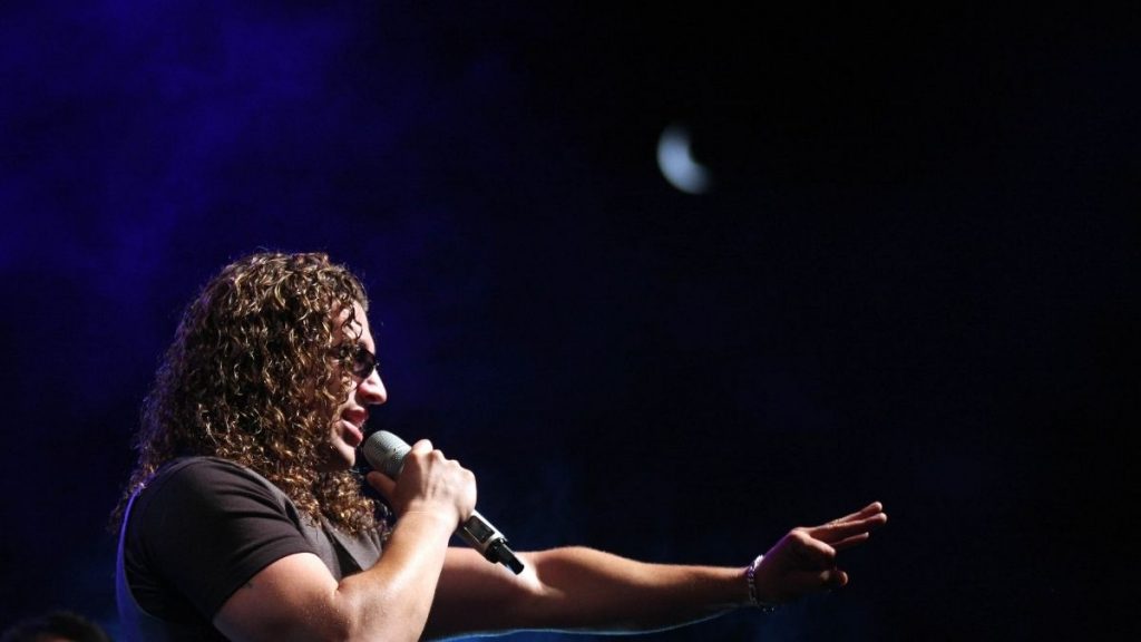 Cantante Tropical Leo Rey La Noche Polémica