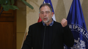 Así es la propuesta de Guido Girardi para eliminar el horario de verano