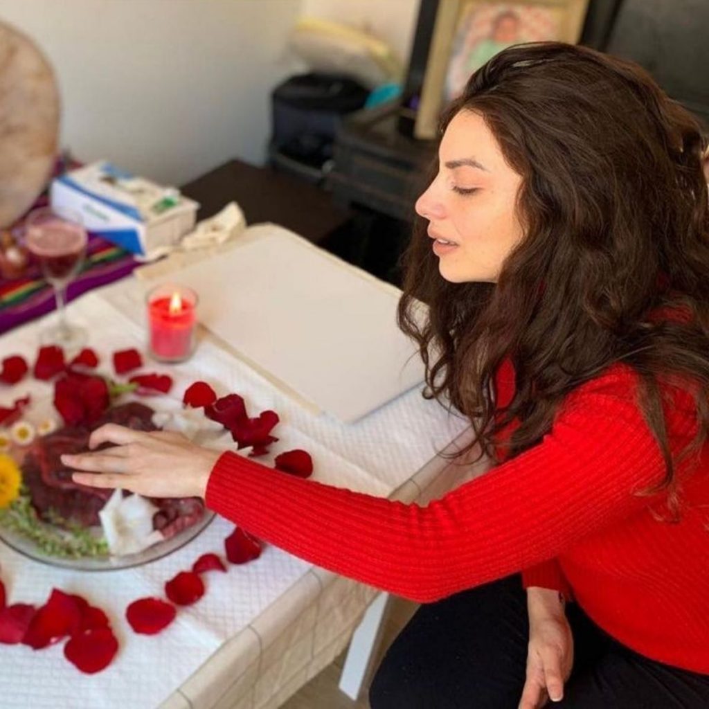 Kathy Contreras Bebió Su Placenta 2