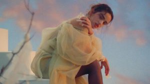 Uñas de mantequilla de maní cautivaron a Rosalía