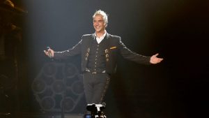 Alejandro Fernández vuelve con su balada romántica a Viña 2023
