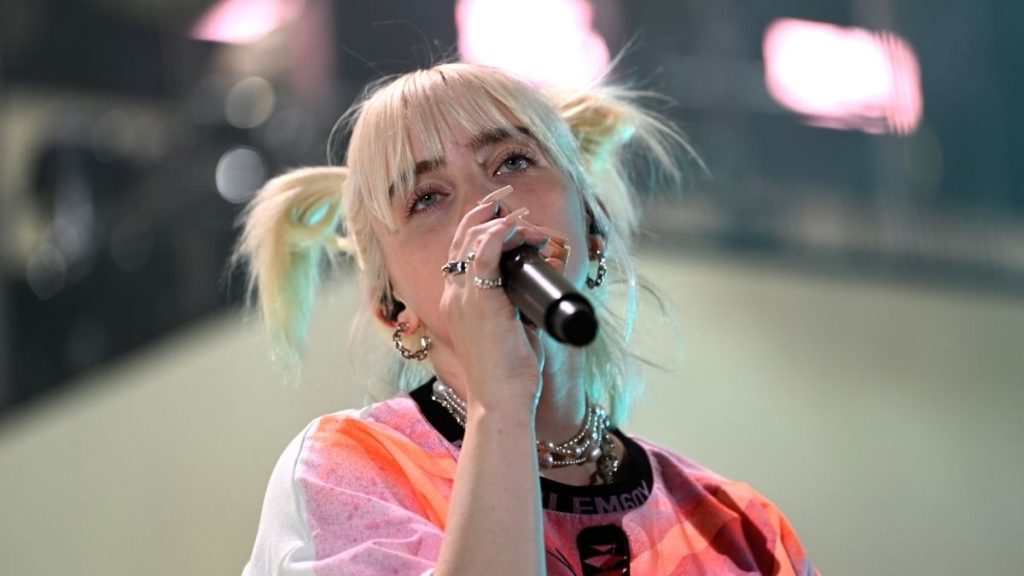 Billie Eilish Criticas Escote Instagram