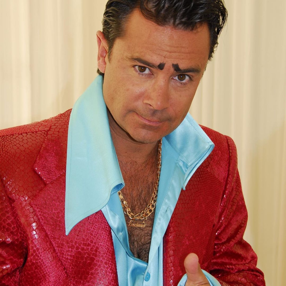 Felipe Camiroaga Hermana