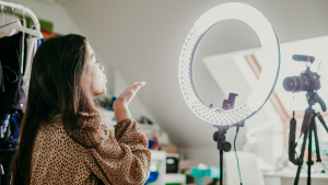 Muere querida influencer en medio de una balacera a los 28 años: "Cuida de quienes te escuchan"