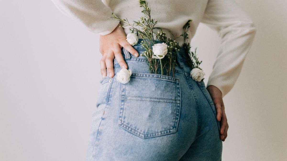 5 jeans en tendencia que debes añadir a tu clóset (y lucirlos esta temporada)