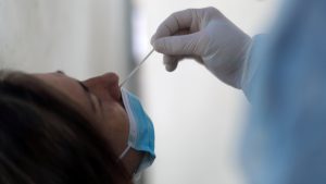 Minsal informó nueva baja de casos nuevos de Covid-19