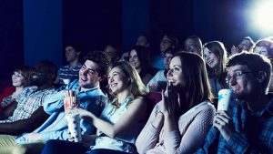 Soñar con ir al cine: estas son las distintas interpretaciones