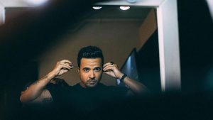 Luis Fonsi abre segunda fecha en Chile tras vender todas las entradas del primer concierto