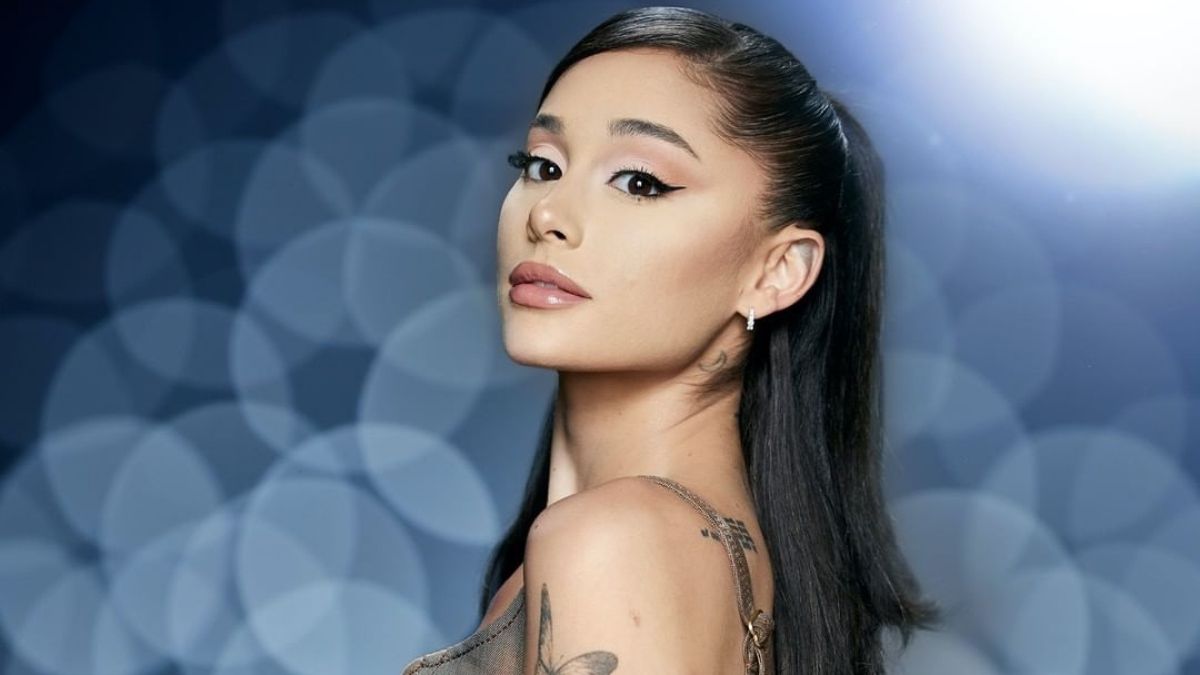 Ariana Grande no pudo aguantar las lágrimas en la primera eliminación de The Voice