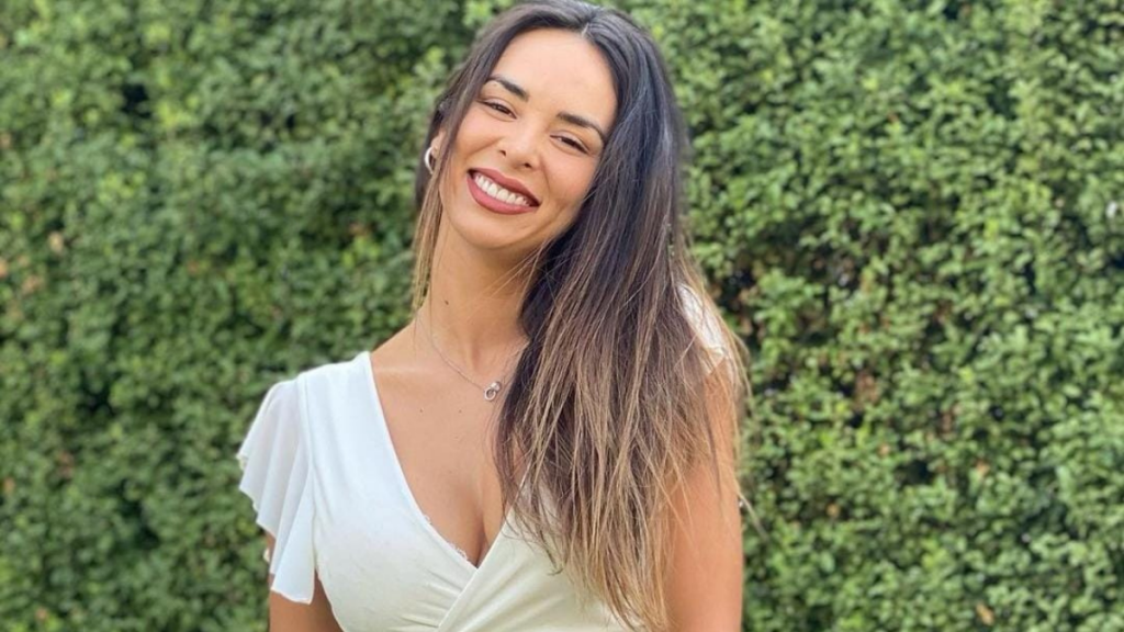 Jhendelyn Núñez Bikini