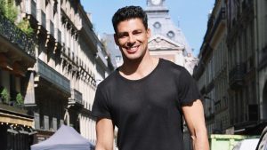 ¡Qué guapo! "Jorgito" de "Avenida Brasil" saca suspiros con fotos desde la playa