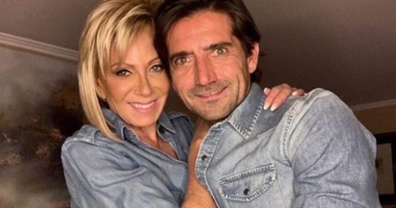 Raquel Argandoña y Félix Ureta se lucen posando en trajes de baño