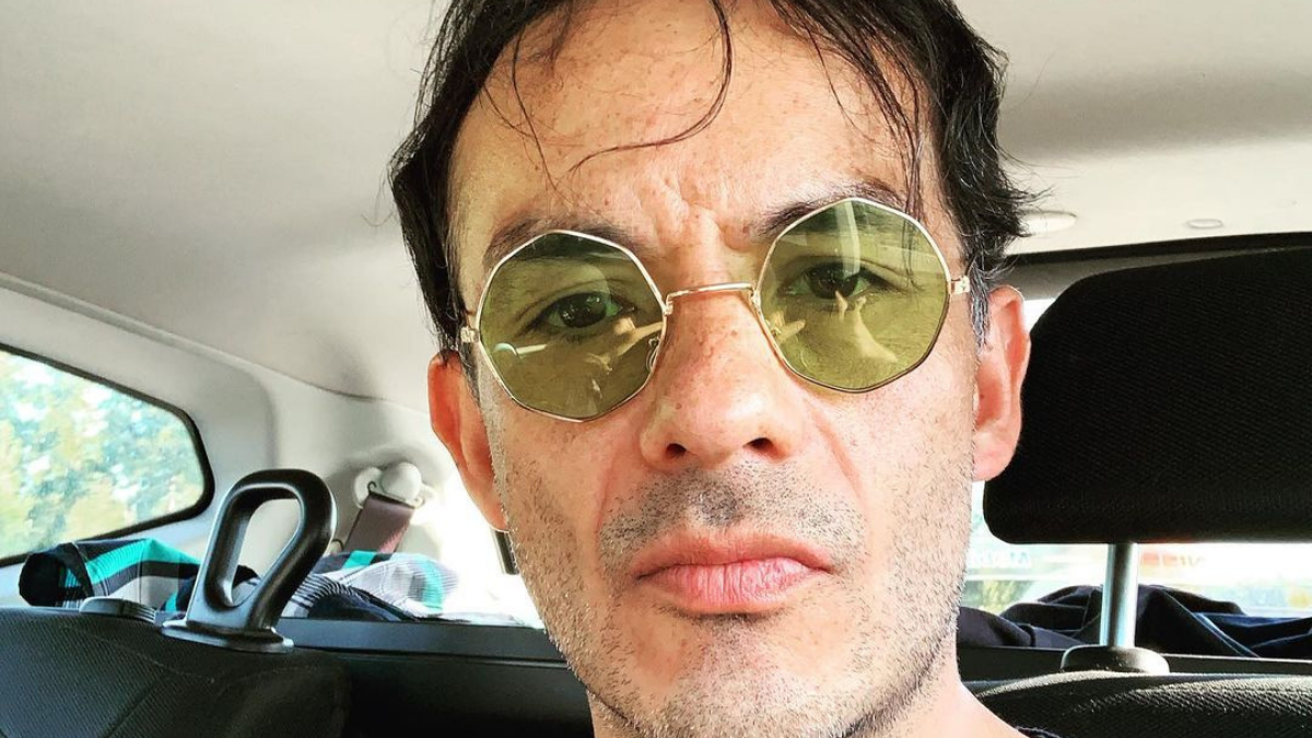 Álvaro López hace un llamado tras sufrir robo de su guitarra: "Demás está decir la importancia que tiene"