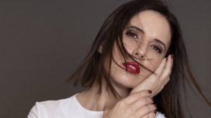 Luz Valdivieso sorprende con foto en revelador bikini