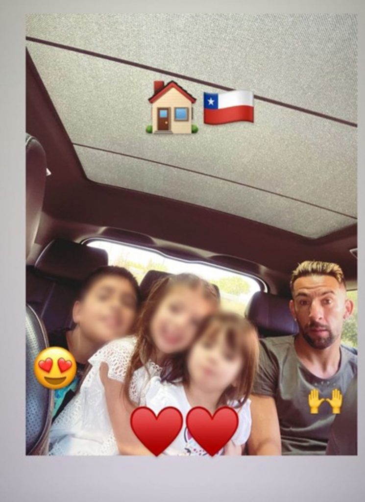 Mauricio Isla Y Sus Hijas