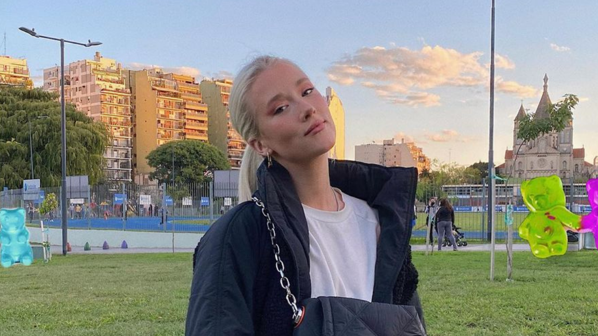 Vesta Lugg sorprendió con fotos junto a su mascota desde Costa Rica: "Llegamos sanitas"